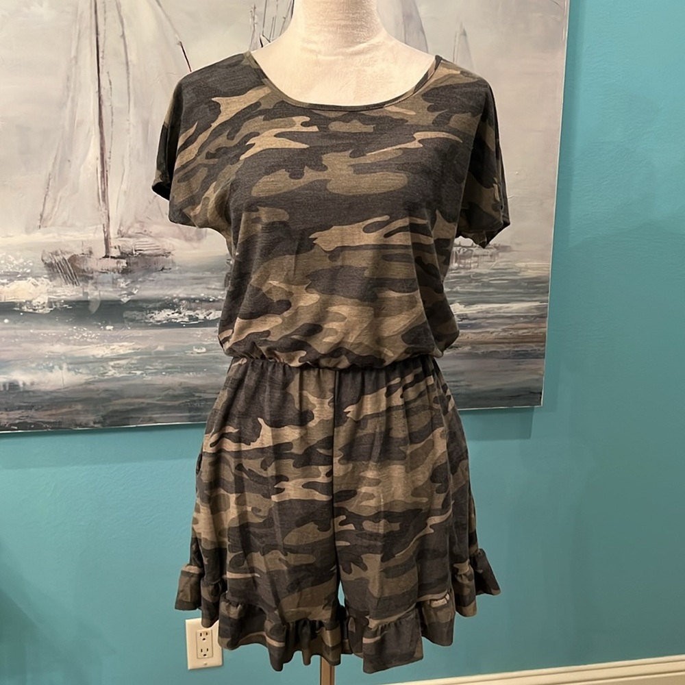 NWT Heimish U.S.A. Camouflage Romper, Small